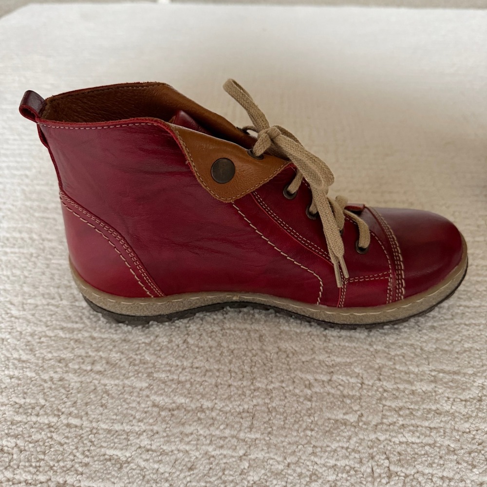 V Italia Red Leather Lace Up Ankle Boots Tan Trim Stitching Womens 38 US 7.5 - Picture 7 of 9